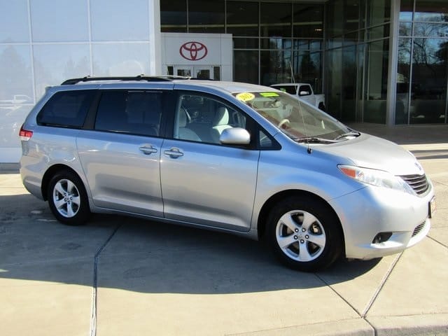 Used 2012 Toyota Sienna LE 4D Passenger Van – 5TDKK3DC7CS186579