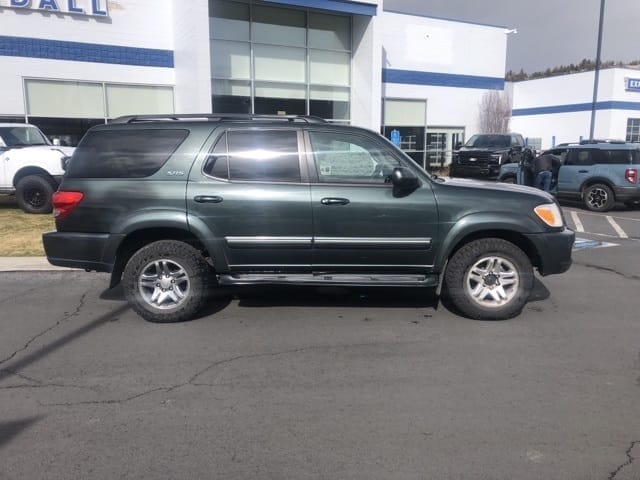 Used 2006 Toyota Sequoia SR5 4D Sport Utility – 5TDBT44A86S270061