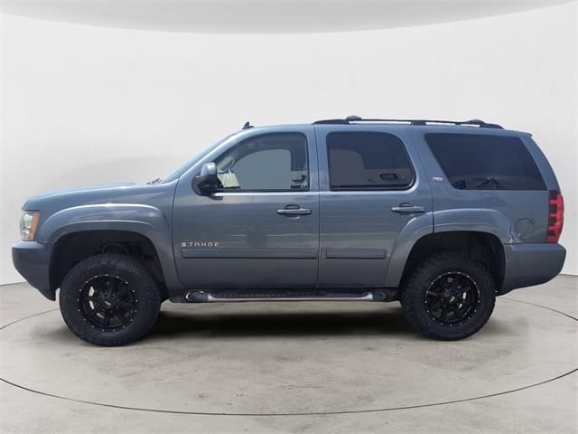 Used 2009 Chevrolet Tahoe LT 4D Sport Utility – 1GNFK23049R211357