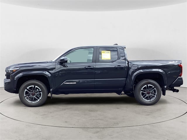 Used 2025 Toyota Tacoma SR5 4D Double Cab – 3TMLB5JN5SM109651