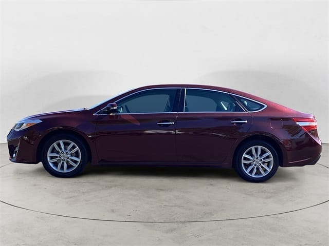 Used 2014 Toyota Avalon XLE 4D Sedan – 4T1BK1EB5EU084752