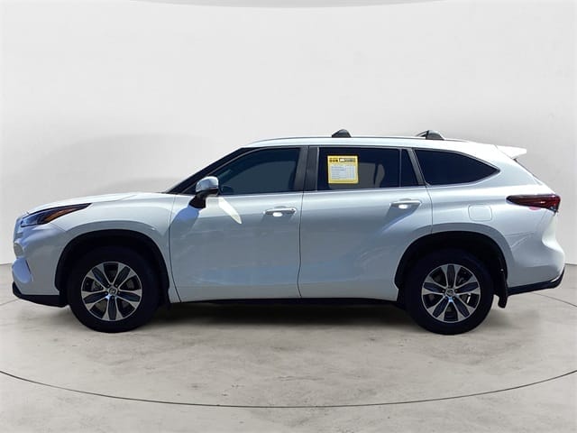 Used 2024 Toyota Highlander LE 4D Sport Utility – 5TDKDRBH9RS542809