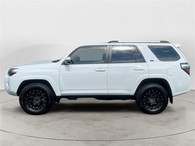 Used 2022 Toyota 4Runner SR5 Premium 4D Sport Utility – JTENU5JR0N6084518