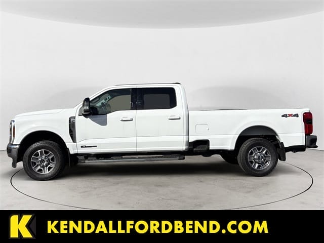 Used 2024 Ford F-350SD Lariat 4D Crew Cab – 1FT8W3BTXREC62084