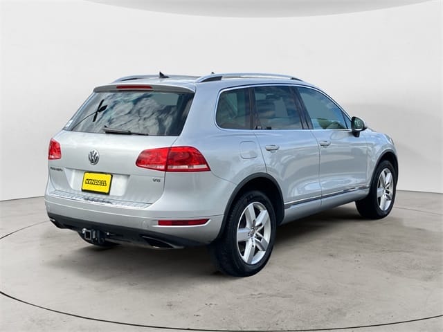 Used 2014 Volkswagen Touareg 3.6L 4D Sport Utility – WVGEF9BP6ED002057 full