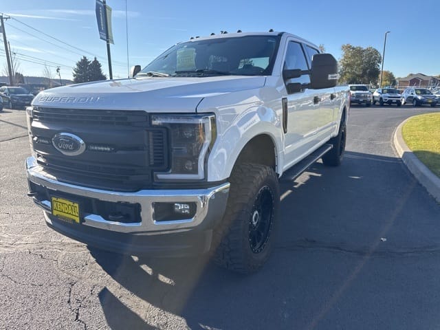 Used 2019 Ford F-250SD XLT 4D Crew Cab – 1FT7W2B60KEC18651 full