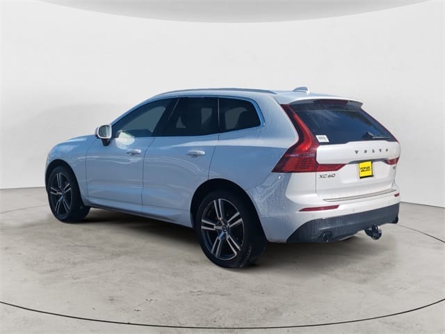 Used 2021 Volvo XC60 T5 Momentum 4D Sport Utility – YV4102RK3M1700872 full