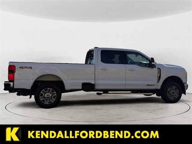 Used 2024 Ford F-350SD Lariat 4D Crew Cab – 1FT8W3BTXREC62084 full