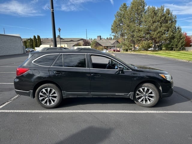Used 2017 Subaru Outback 3.6R 4D Sport Utility – 4S4BSENC5H3251296