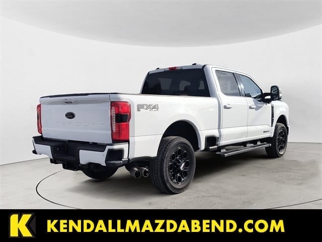 Used 2023 Ford F-350SD XLT 4D Crew Cab – 1FT8W3BT9PEC83439 full