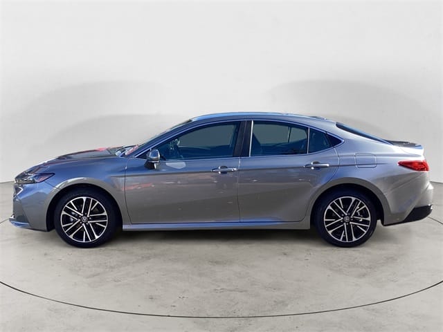Used 2025 Toyota Camry XLE 4D Sedan – 4T1DBADK5SU534115