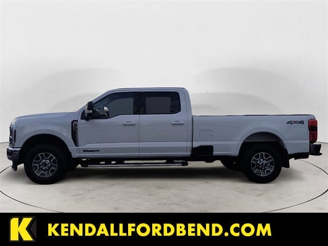 Used 2024 Ford F-350SD Lariat 4D Crew Cab – 1FT8W3BTXREC62943