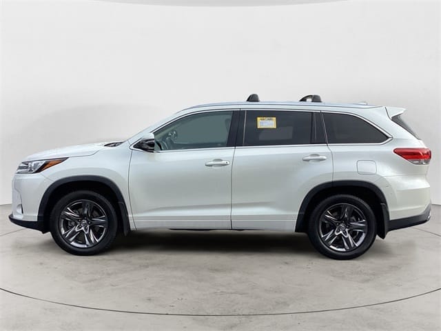 Used 2019 Toyota Highlander Limited Platinum 4D Sport Utility – 5TDDZRFH9KS929791