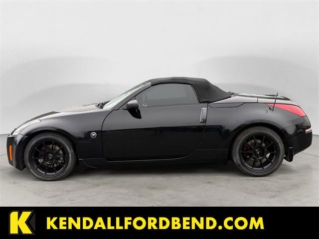 Used 2005 Nissan 350Z Touring 2D Convertible – JN1AZ36A85M751023