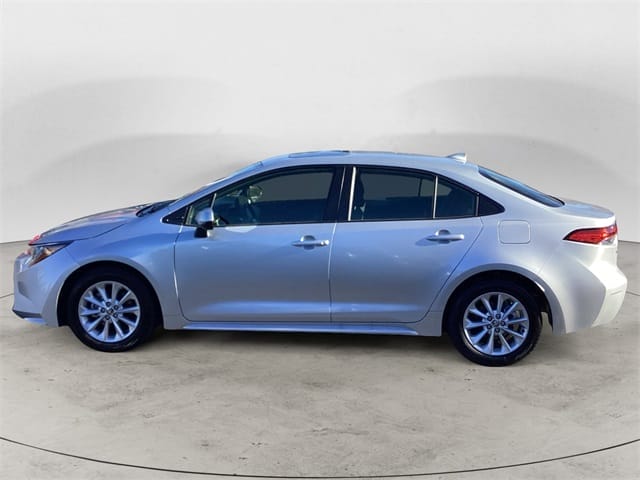 Used 2022 Toyota Corolla LE 4D Sedan – JTDHPMAE1N3031053