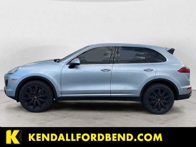 2016 Porsche Cayenne Base