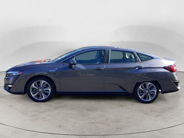 Used 2019 Honda Clarity Plug-In Hybrid Touring 4D Sedan - JHMZC5F31KC000411
