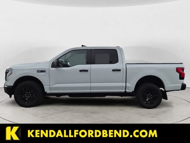 Used 2025 Ford F-150 Lightning Pro 4D Crew Cab – 1FTVW1BK5SWG15300