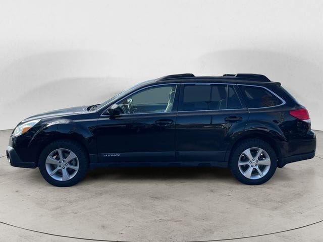 Used 2013 Subaru Outback 2.5i 4D Sport Utility – 4S4BRBLC3D3215999