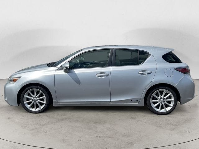 Used 2013 Lexus CT 200h 4D Hatchback – JTHKD5BH9D2159735
