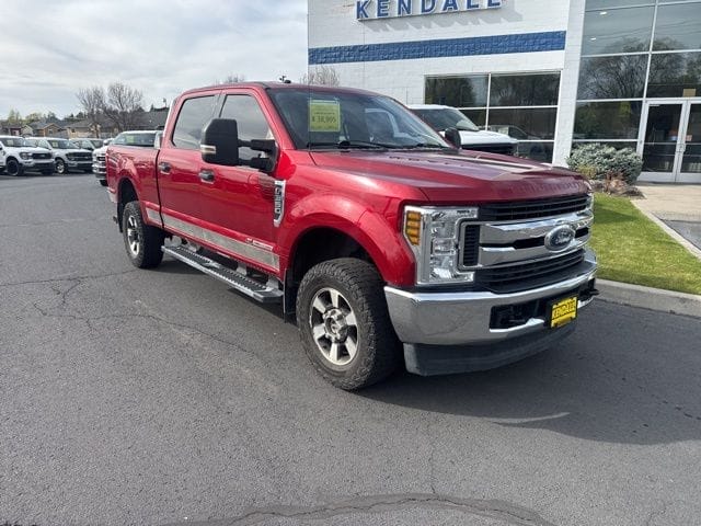 Used 2018 Ford F-350SD XLT 4D Crew Cab – 1FT8W3BTXJEC15710
