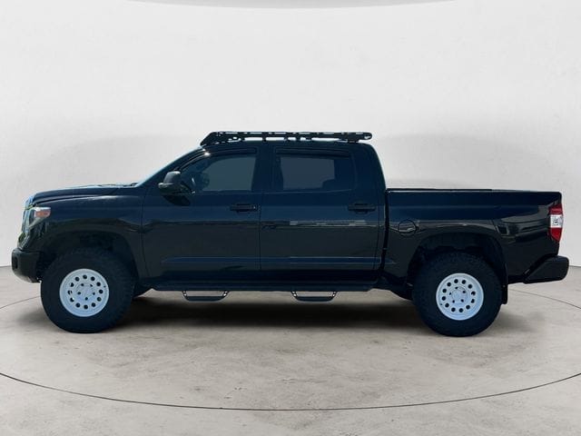 Used 2018 Toyota Tundra SR5 4D CrewMax – 5TFDY5F18JX739830