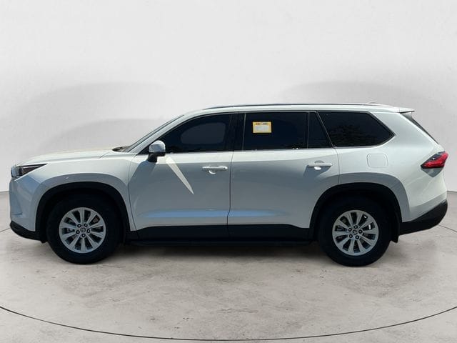 Used 2024 Toyota Grand Highlander XLE 4D Sport Utility – 5TDAAAB56RS025317