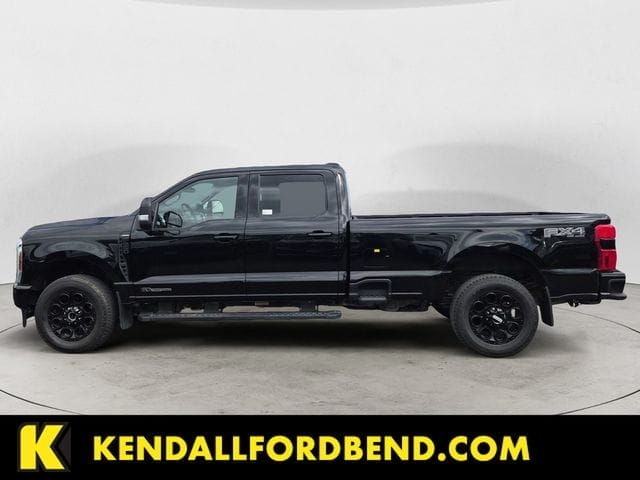 Used 2025 Ford F-350SD Lariat 4D Crew Cab – 1FT8W3BT6SEC42517