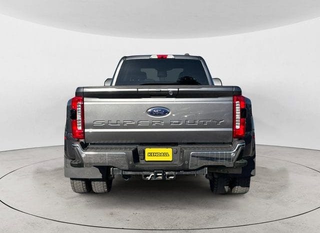 Used 2025 Ford F-450SD Lariat 4D Crew Cab – 1FT8W4DT8SEC61038 full