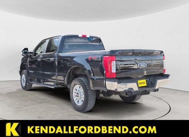 Used 2019 Ford F-250SD XL 4D Crew Cab – 1FT7W2BT9KEG87453 full