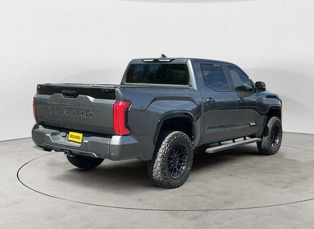 Used 2024 Toyota Tundra Platinum 4D CrewMax – 5TFNA5DB7RX132110 full