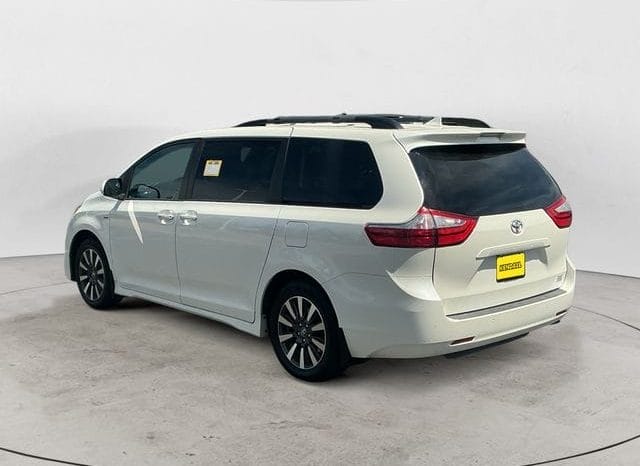 Used 2018 Toyota Sienna XLE 4D Passenger Van – 5TDDZ3DC0JS206690 full