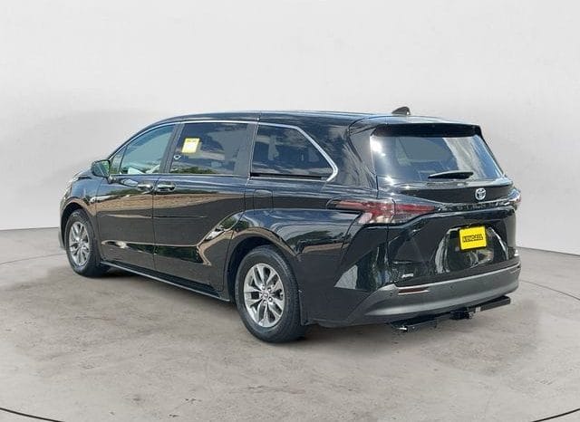 Used 2023 Toyota Sienna XLE 4D Passenger Van – 5TDYSKFC0PS079199 full